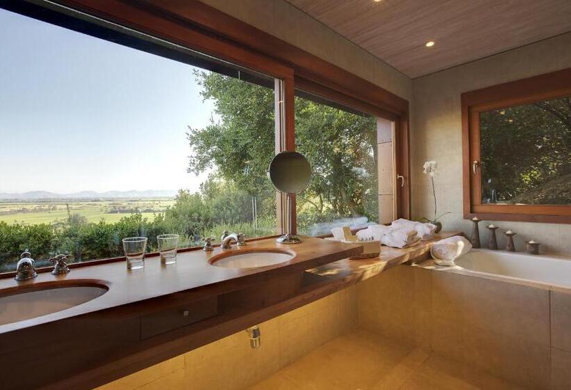 اتاق لوکس با بالکن, Clos Apalta Residence Relais & Chateaux