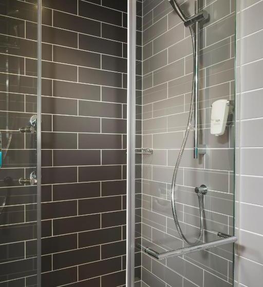 اتاق خانوادگی, Holiday Inn Express   Birmingham   City Centre, An Ihg