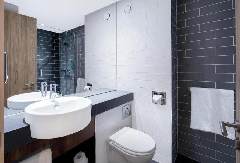 اتاق خانوادگی, Holiday Inn Express   Birmingham   City Centre, An Ihg