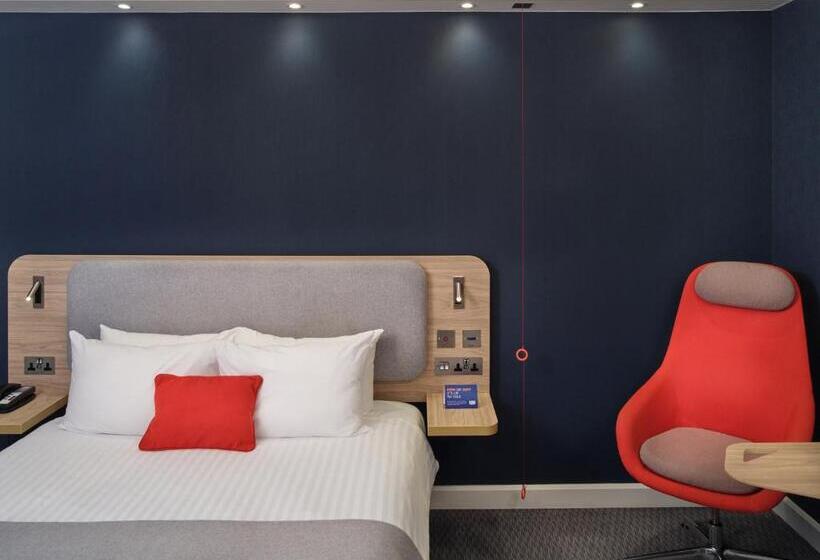 اتاق استاندارد برای معلولان, Holiday Inn Express   Birmingham   City Centre, An Ihg