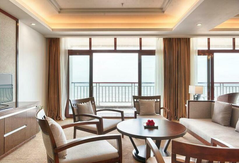 سوییت خانوادگی, Jie Jie Beach