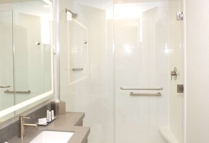 سوئیت برای معلولان, Springhill Suites By Marriott Bend