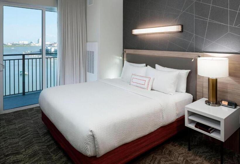 سوئیت با تخت بزرگ, Springhill Suites By Marriott Clearwater Beach