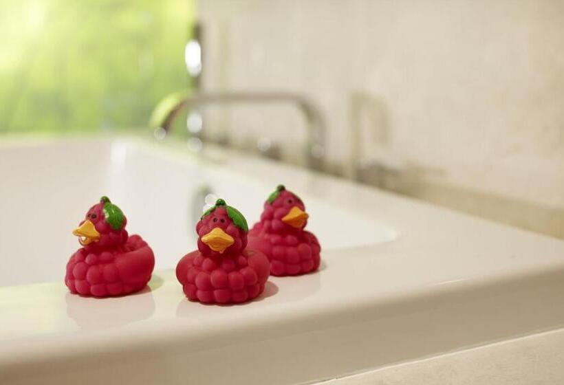 سوئیت با بالکن, Archer Hotel Napa