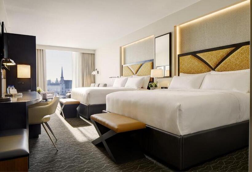 اتاق استاندارد با تخت بزرگ برای معلولان, Archer Hotel Napa