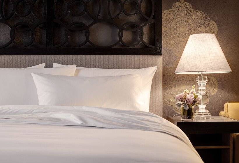 اتاق دلوکس مخصوص معلولین, Archer Hotel Napa
