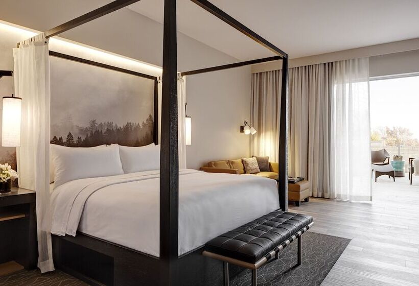 سوئیت با بالکن, Archer Hotel Napa