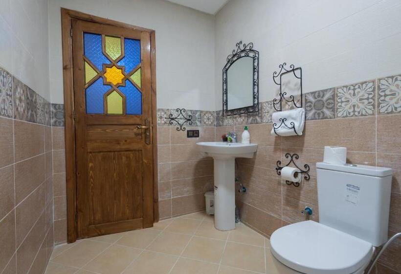 اتاق اکونومی, Puerta Azul