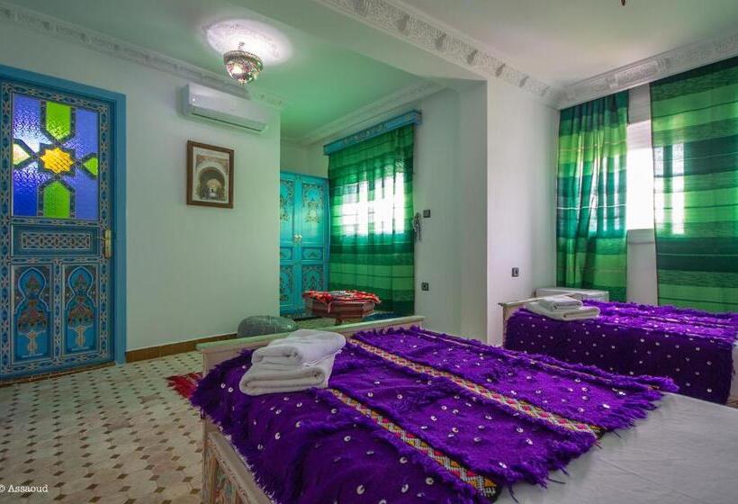 اتاق لوکس, Puerta Azul