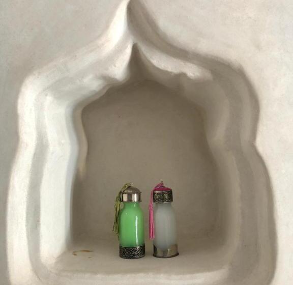 اتاق لوکس با بالکن, Puerta Azul