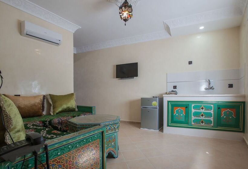 اتاق استاندارد, Puerta Azul