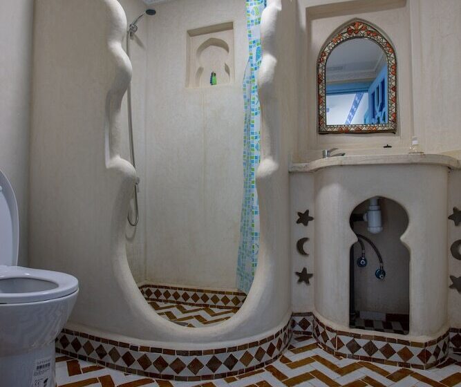 اتاق لوکس, Puerta Azul