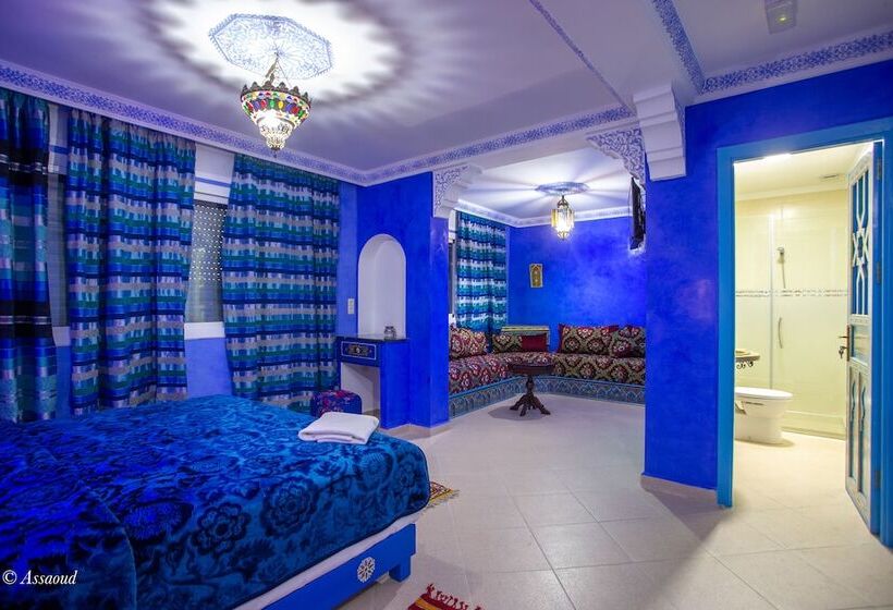 اتاق لوکس, Puerta Azul