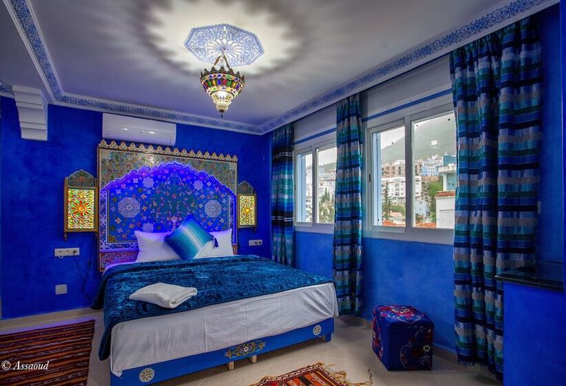 اتاق لوکس, Puerta Azul