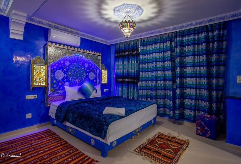 اتاق لوکس, Puerta Azul