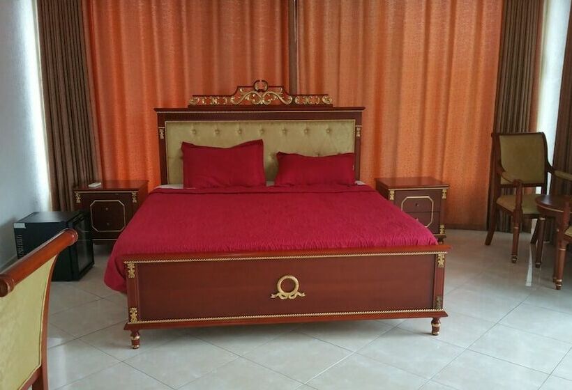 آپارتمان 3 خوابه, Dream Court Apartment