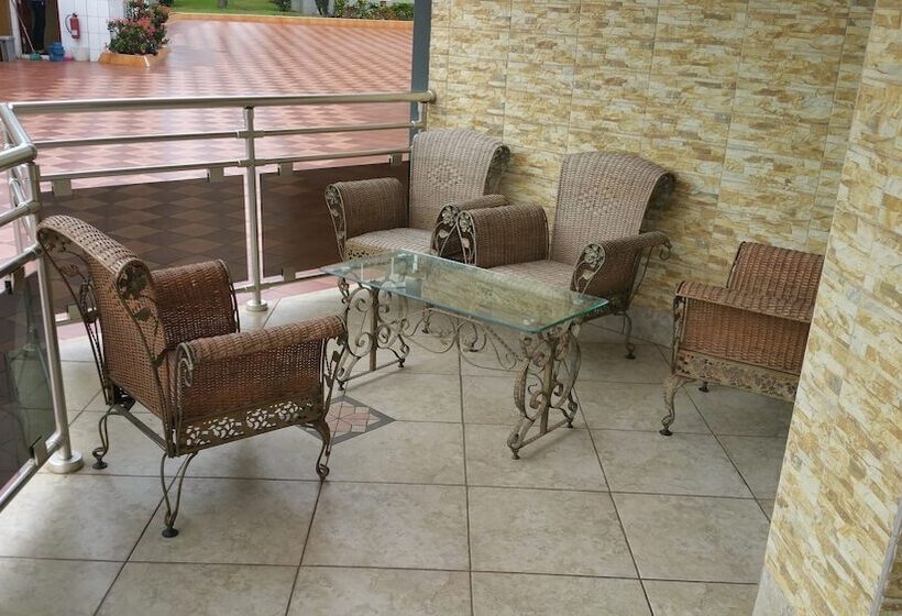 آپارتمان 3 خوابه, Dream Court Apartment