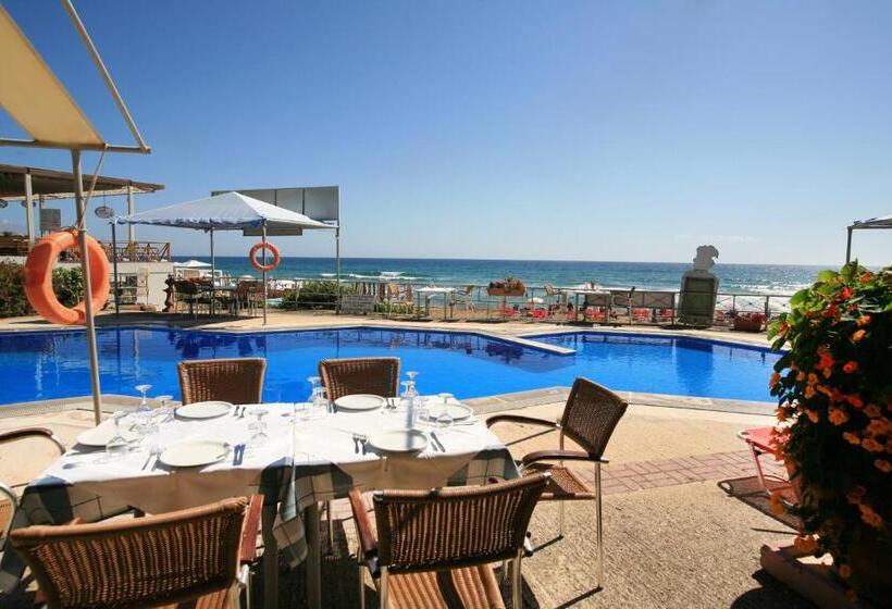 استودیو استاندارد با چشم‌انداز, Glyfada Gorgona Apartments