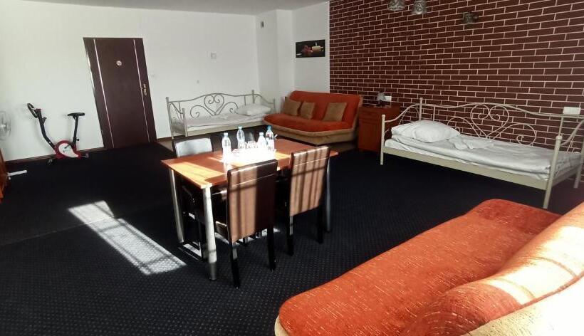 اتاق استاندارد چهار تخته, Agat & Spa