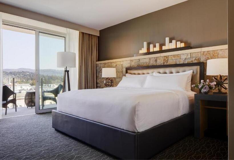 اتاق لوکس با تخت بزرگ, Archer Hotel Napa