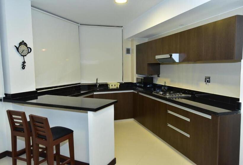 استودیوی لوکس, Mai Suites Apart