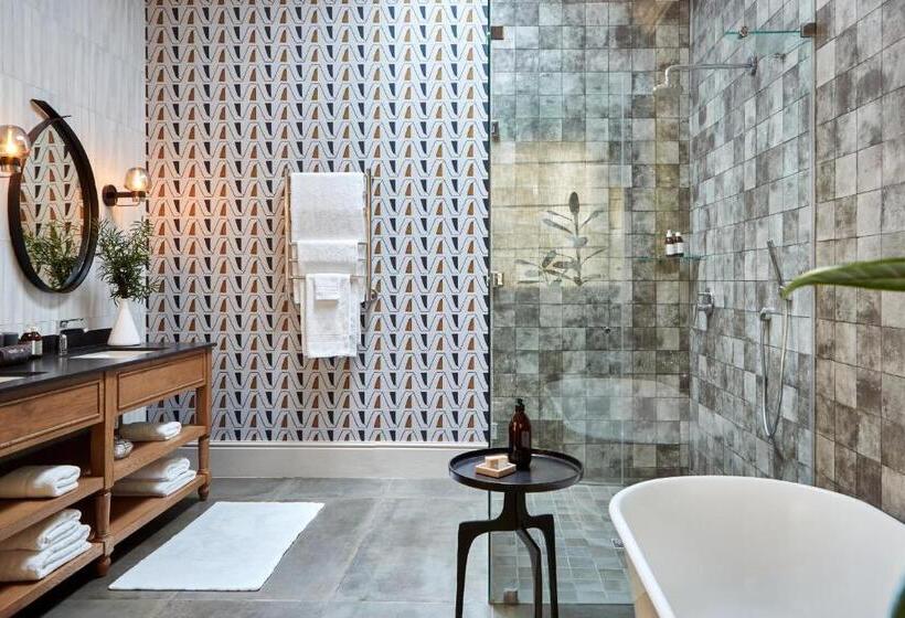 سوئیت جونیور با چشم‌انداز کوهستان, The Thatch House Boutique Hotel, Hermanus