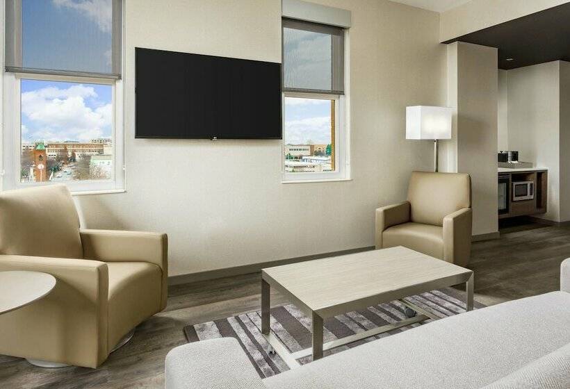سوییت, Ac Hotel By Marriott Spartanburg