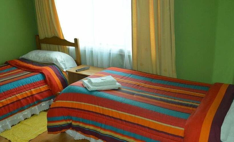 اتاق استاندارد با سرویس بهداشتی مشترک, Hostal Arkya   Adults Only