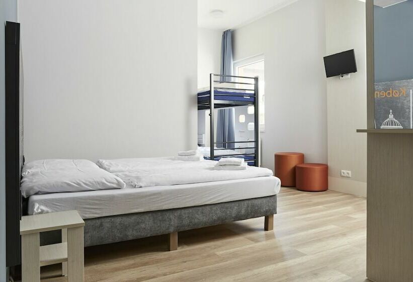 اتاق استاندارد سه نفره, a&o Copenhagen Nørrebro