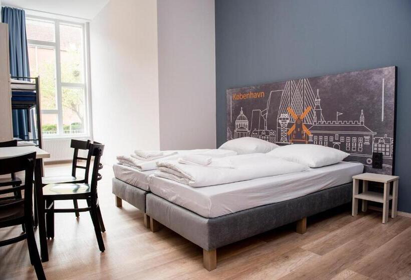 اتاق استاندارد چهار تخته, a&o Copenhagen Nørrebro
