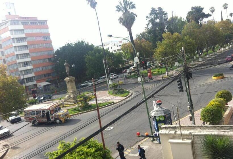 اتاق استاندارد سه نفره, El Prado