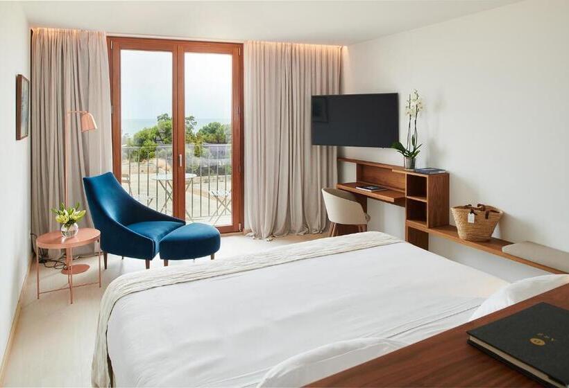 اتاق لوکس با چشم‌انداز دریا, Es Princep   The Leading Hotels Of The World