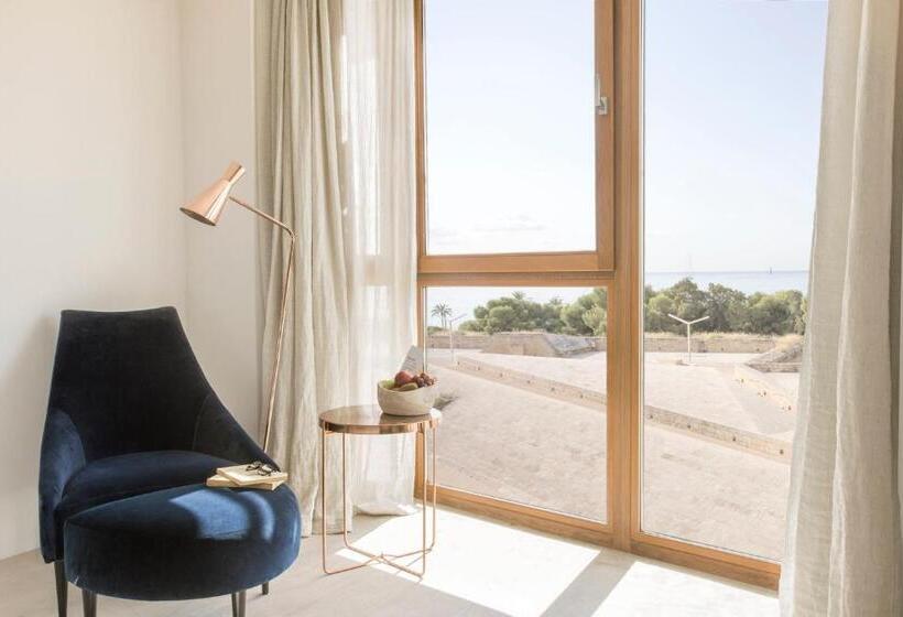 اتاق پرمیوم با چشم‌انداز دریا, Es Princep   The Leading Hotels Of The World