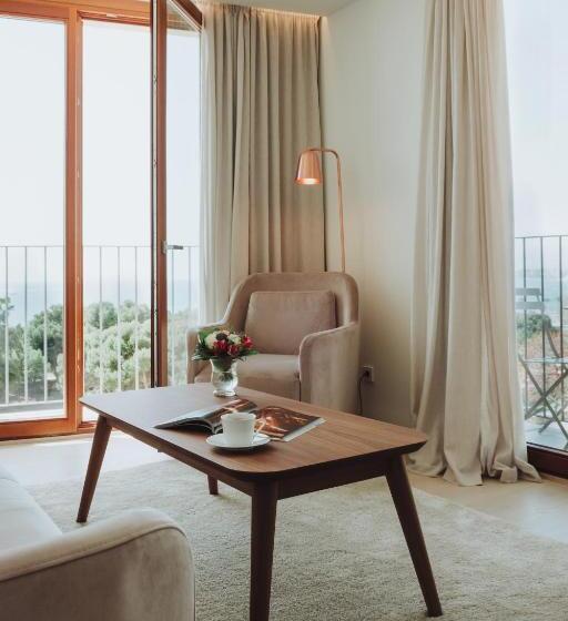سوییت با چشم‌انداز دریا, Es Princep   The Leading Hotels Of The World