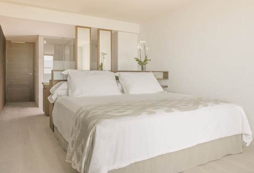 اتاق لوکس با چشم‌انداز دریا, Es Princep   The Leading Hotels Of The World
