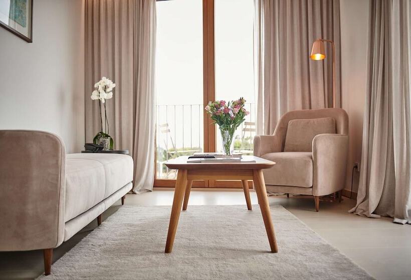 سوییت با چشم‌انداز دریا, Es Princep   The Leading Hotels Of The World