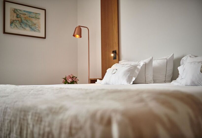 اتاق لوکس با چشم‌انداز دریا, Es Princep   The Leading Hotels Of The World