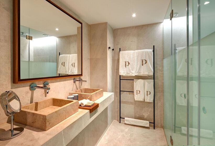 اتاق لوکس با چشم‌انداز دریا, Es Princep   The Leading Hotels Of The World