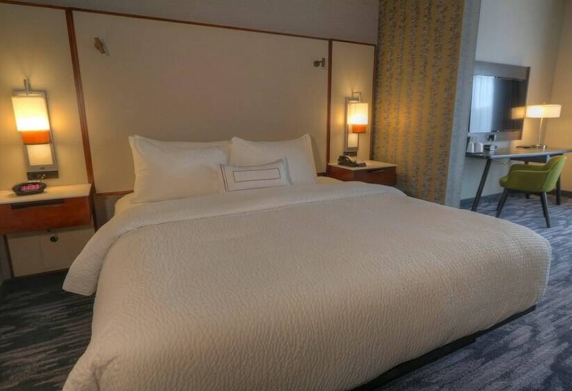 سوییت, Fairfield Inn & Suites Gatlinburg Downtown