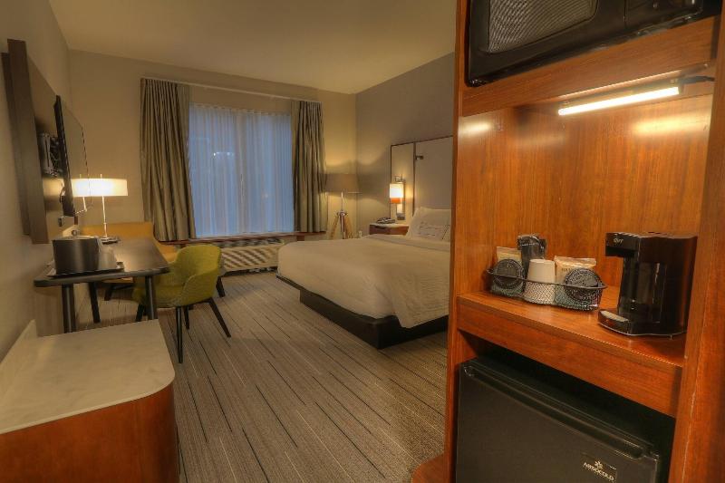 Cameră Standard Pat King Size, Fairfield Inn & Suites By Marriott Gatlinburg Downtown