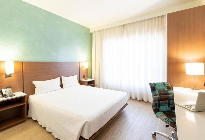 اتاق استاندارد برای معلولان, Ibis Styles Curitiba Airport