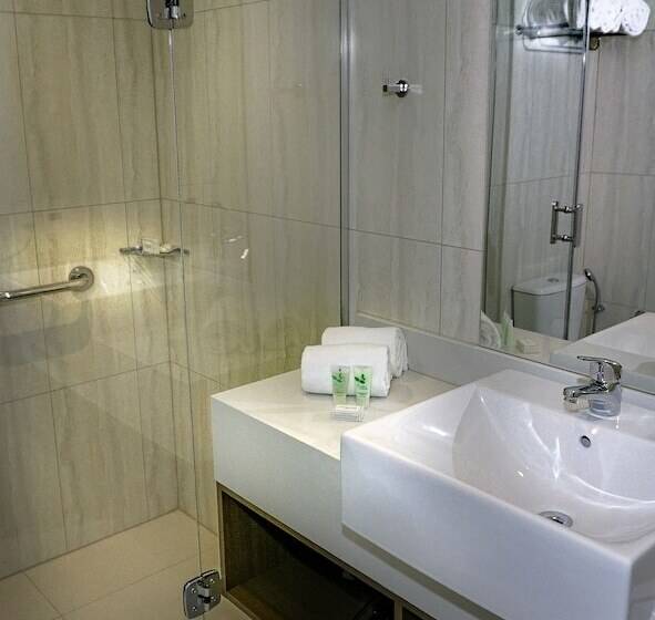 اتاق استاندارد سه نفره, Ibis Styles Curitiba Aeroporto