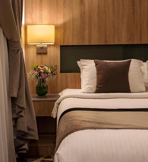3 Bedroom Suite, Laten Suites Prince Sultan