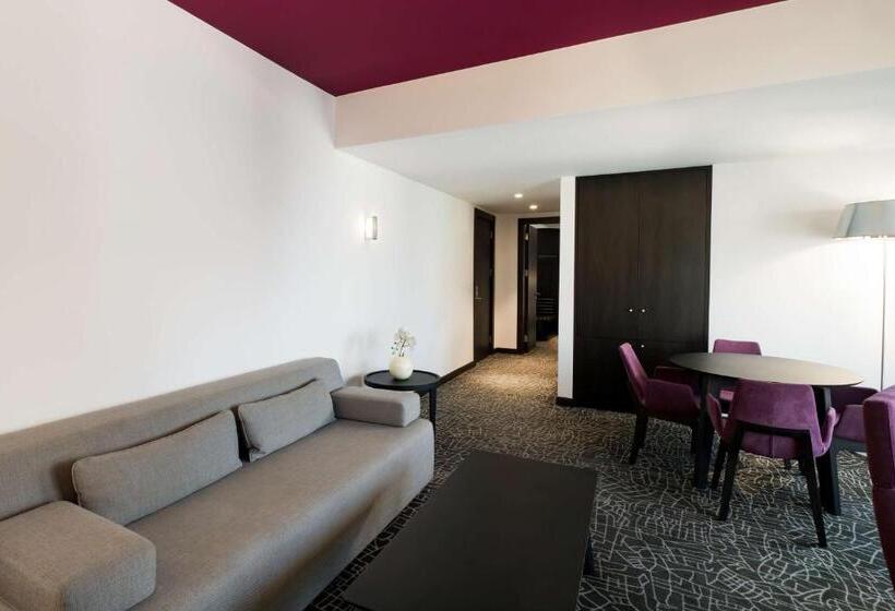 سوییت با چشم‌انداز دریا, Park Inn By Radisson Izmir