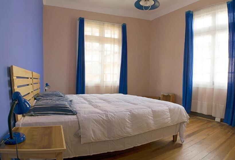 اتاق استاندارد با سرویس بهداشتی مشترک, Pontoval B&b