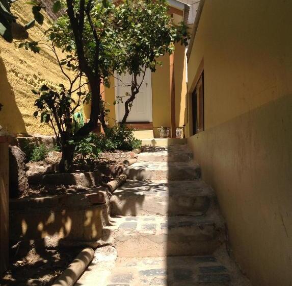 آپارتمان 1 خوابه, Pontoval B&b