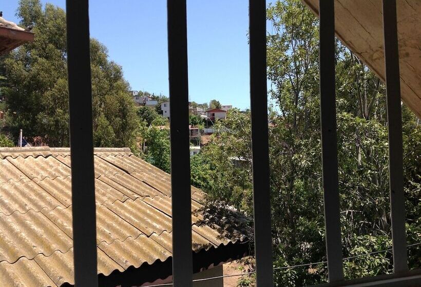 اتاق استاندارد یک تخته با سرویس بهداشتی مشترک, Pontoval B&b