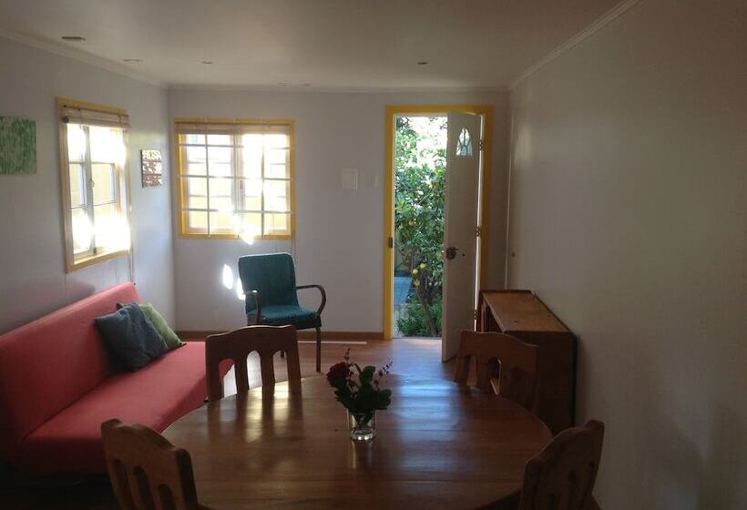 آپارتمان 1 خوابه, Pontoval B&b