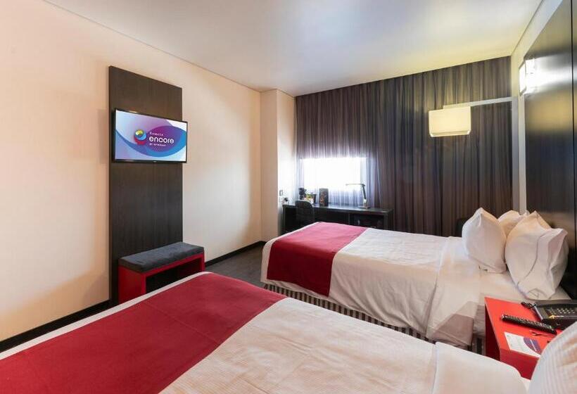 اتاق استاندارد با 2 تخت دوبل, Ramada Encore By Wyndham Puebla