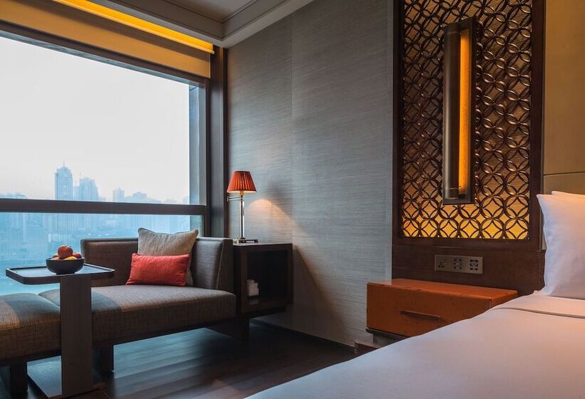 اتاق کلاسیک با تخت دوبل, Regent Chongqing   Complimentary 1st Round Mini Bar Daily